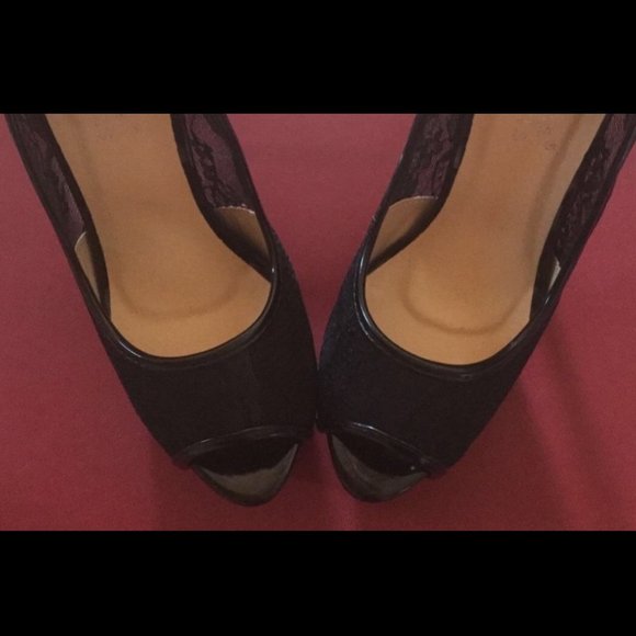 Y GIRLS 💋 BLACK LACE PLATFORM STILETTO HEELS RED OUTSOLES peep toe goth pin - Picture 4 of 6